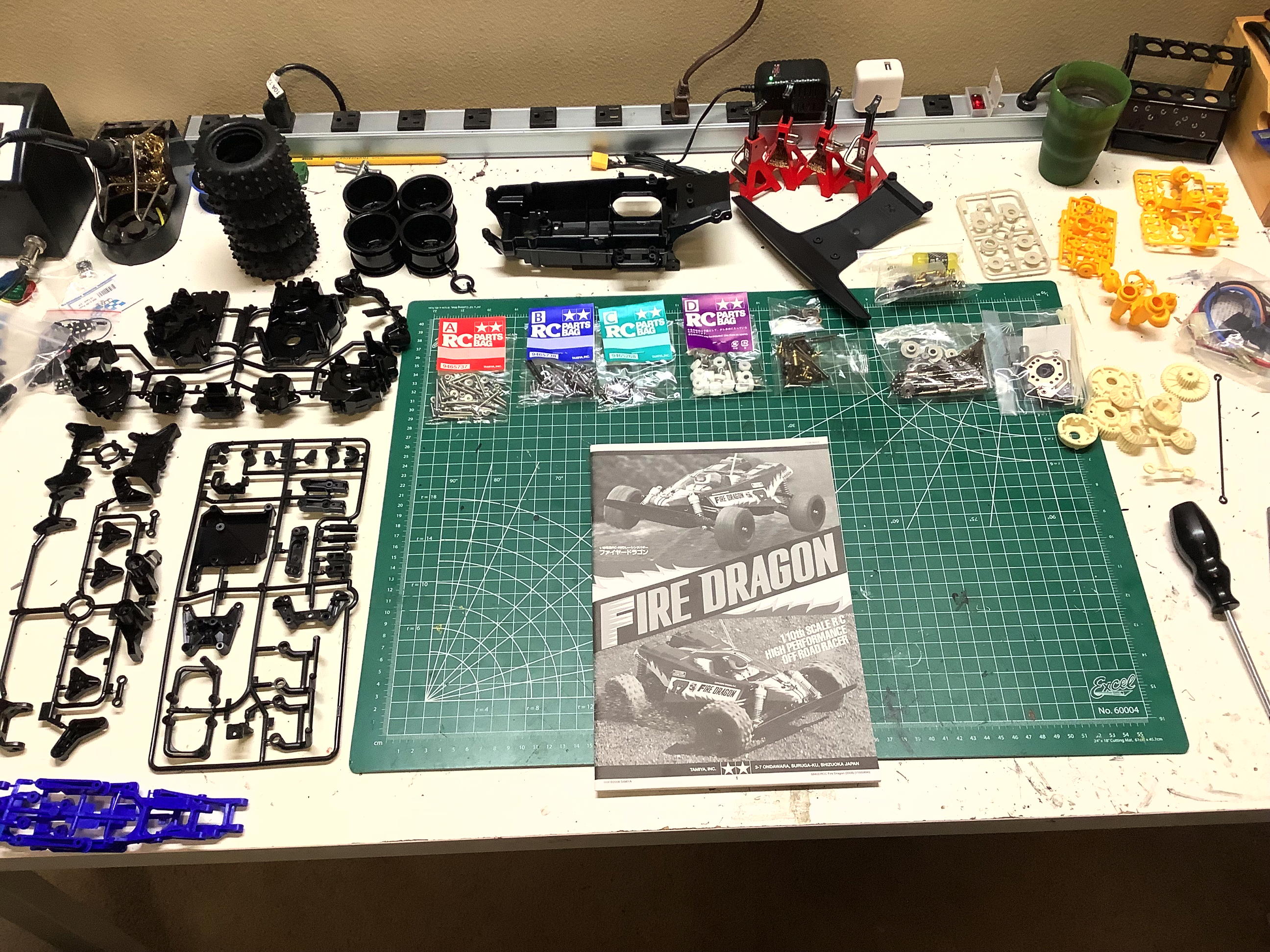 タミヤ RC特別企画商品 1/10RC ファイヤードラゴン (2020) | タミヤ